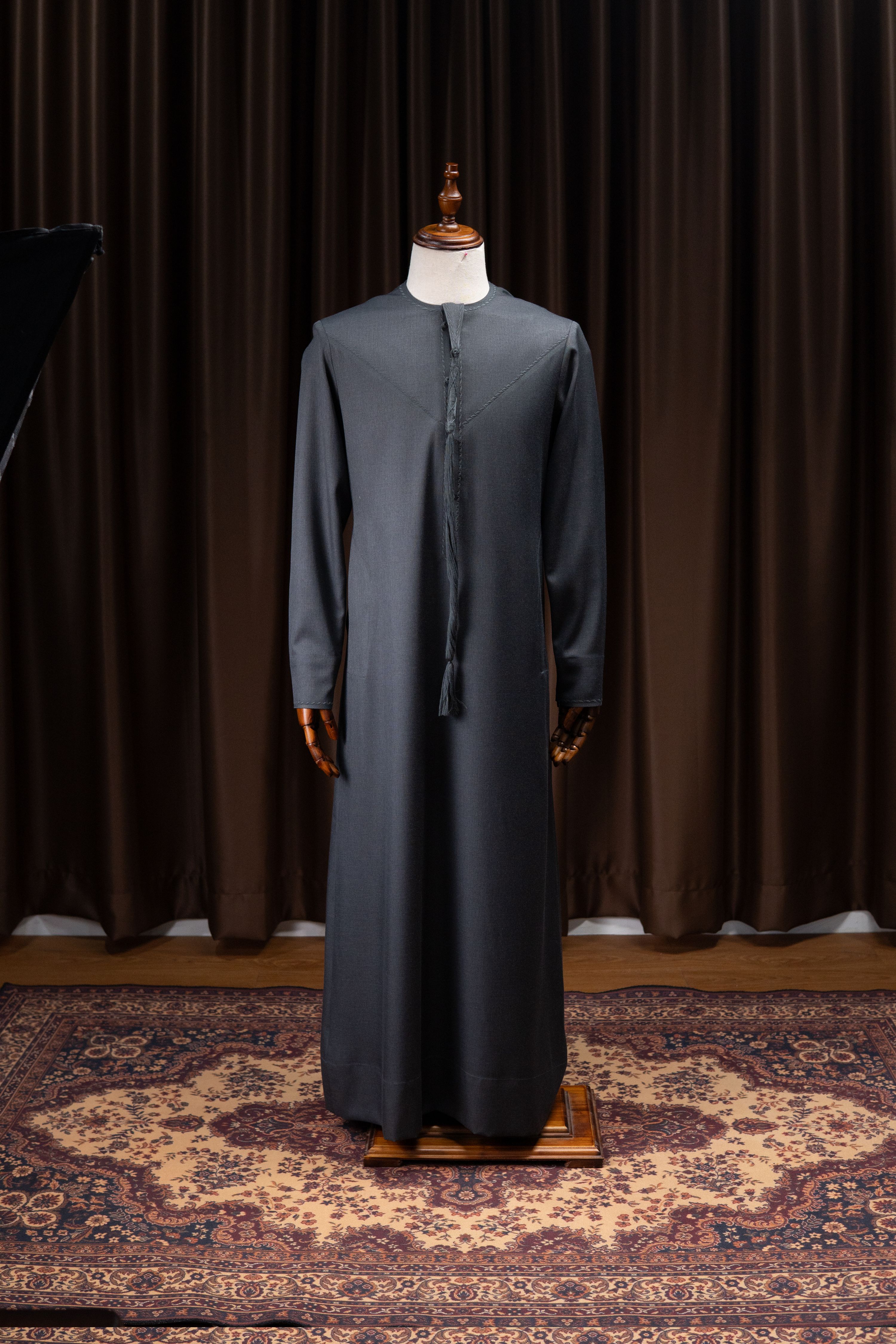 Zayed, bespoke thobe photography